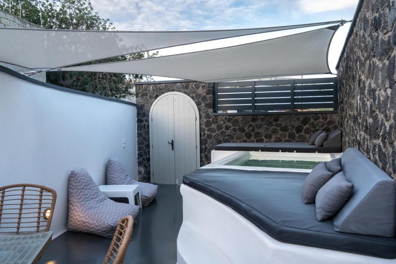 Sun Naam Home Santorini With Heated Jacuzzi Karterados  Exterior foto